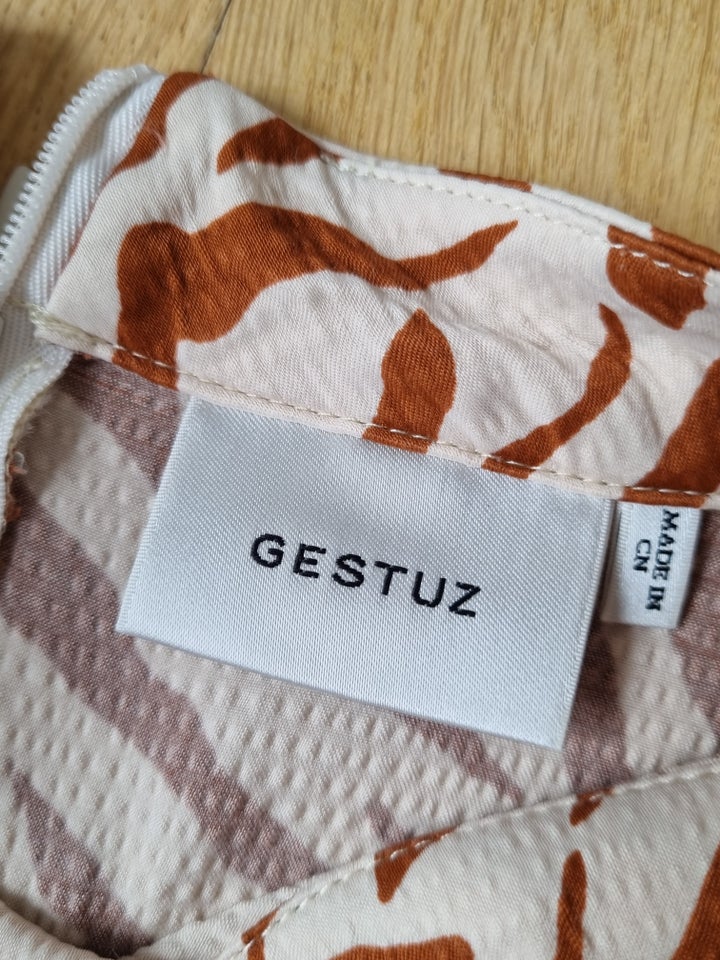 Bluse, Gestuz, str. 42