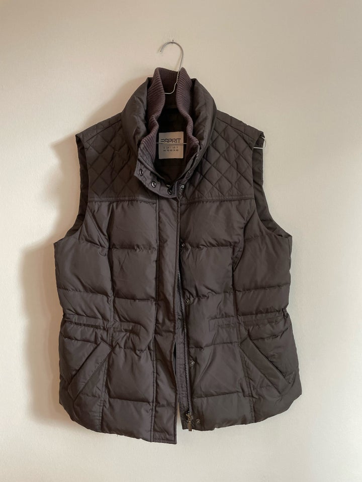 Vest, str. 44, ESPRIT