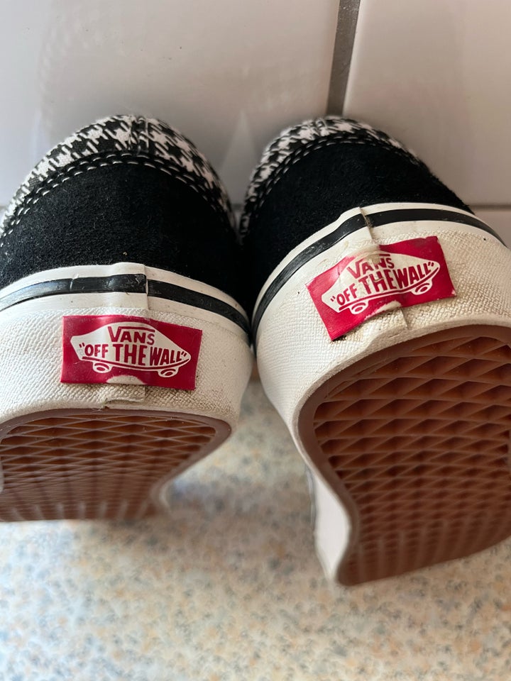 Sneakers str 385 Vans