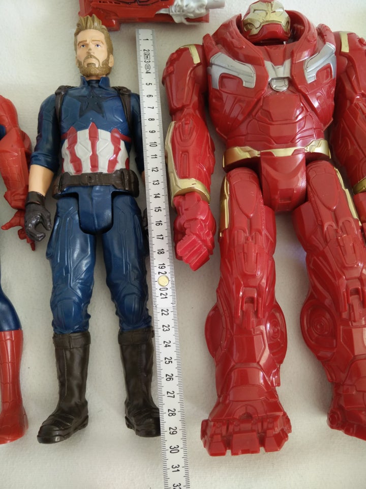 Marvel actionfigurer med tale / lyd