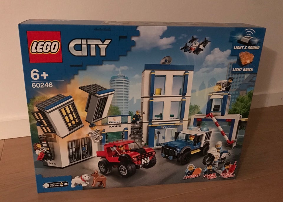 Lego City 60246