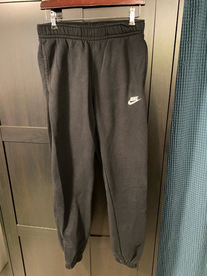 Andet, Nike , str. 30