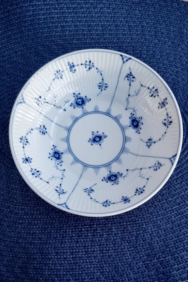 Porcelæn, Dyb tallerken 21 cm,