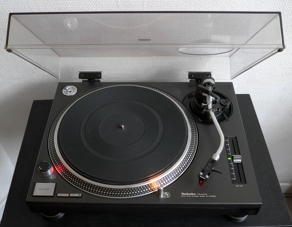 Pladespiller, Technics, SL 1210