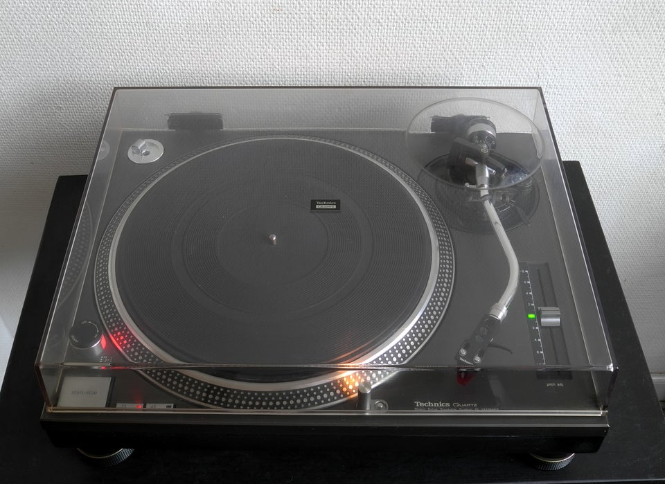 Pladespiller, Technics, SL 1210