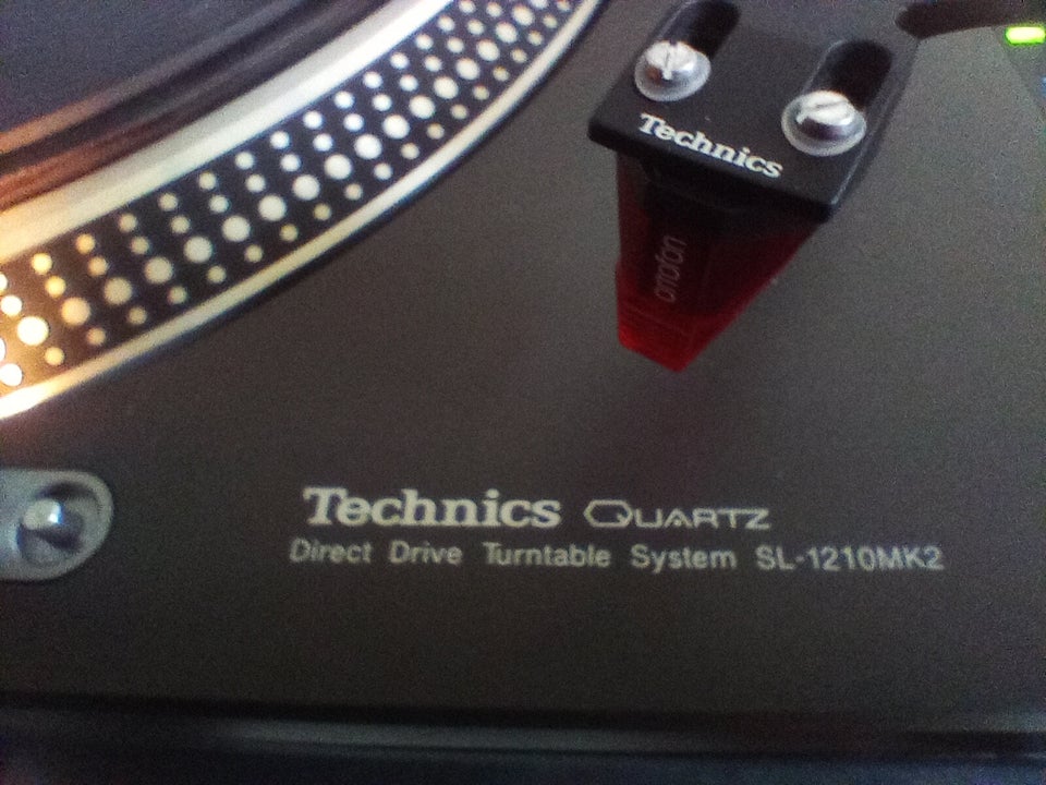 Pladespiller, Technics, SL 1210