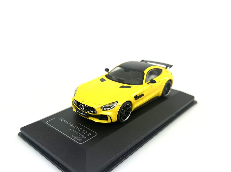 Modelbil, Mercedes-Benz AMG GT R