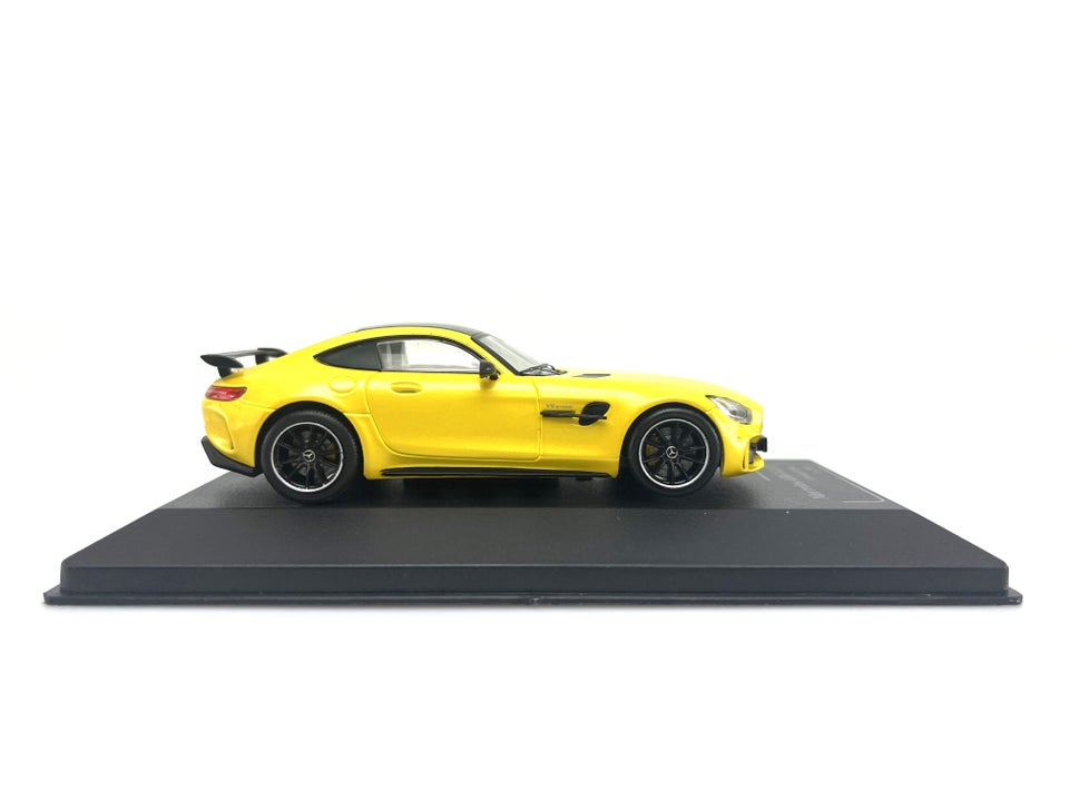 Modelbil, Mercedes-Benz AMG GT R