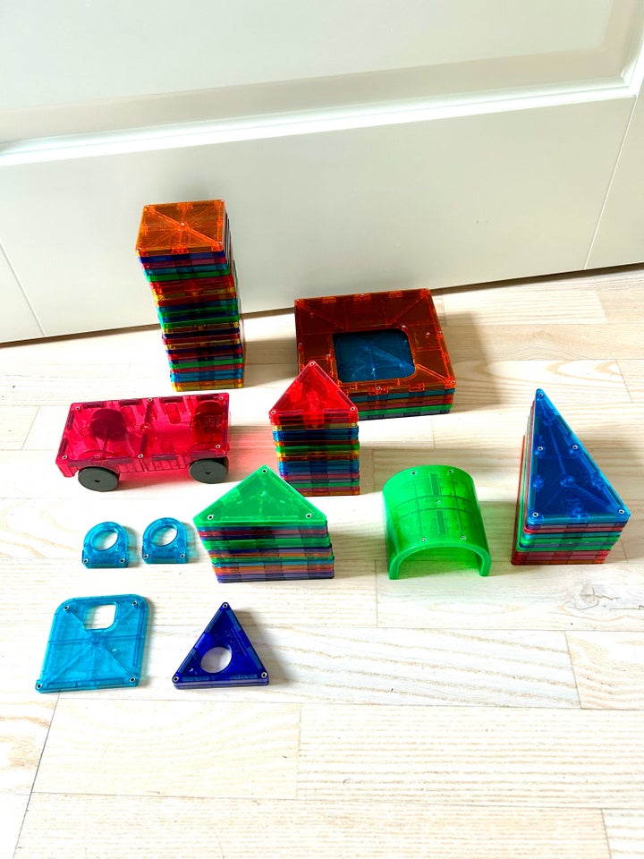 Magnetisk legetøj, Magna tiles