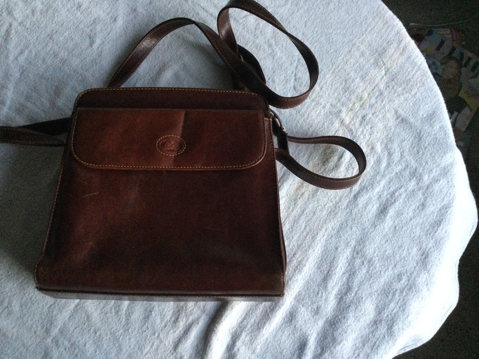 Crossbody Tony Perotti