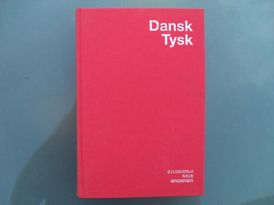 DANSK-TYSK ORDBOG, GYLDENDAL, år