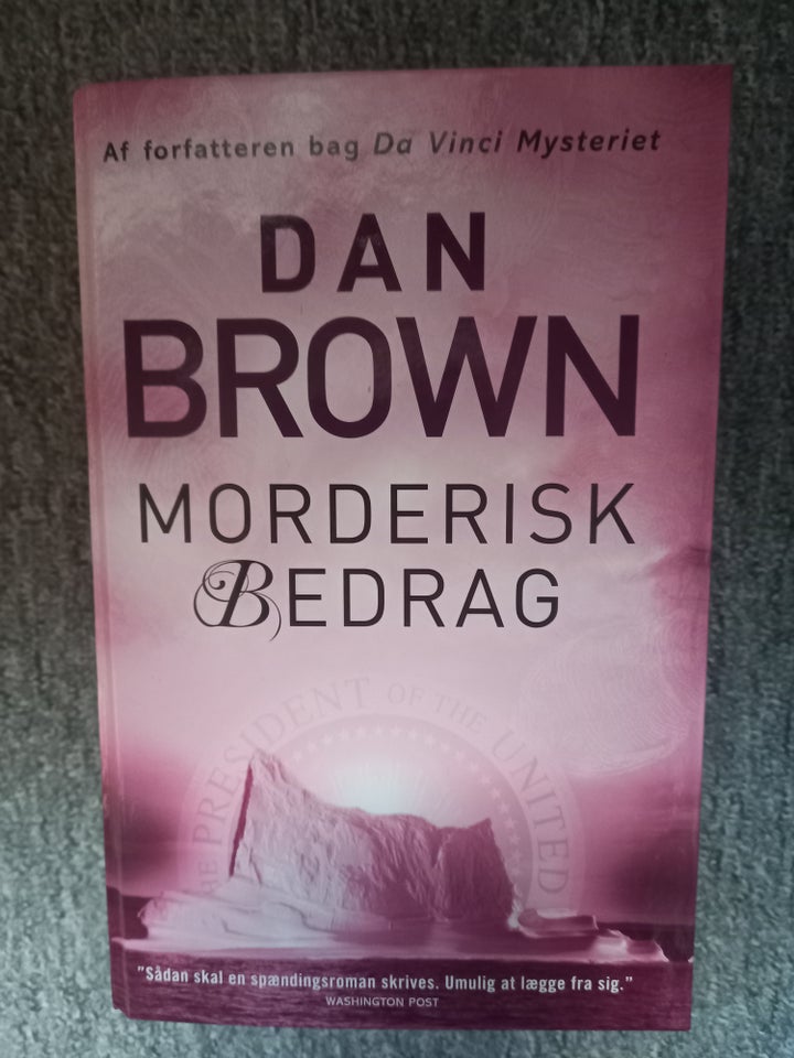 Morderisk bedrag, Dan Brown,