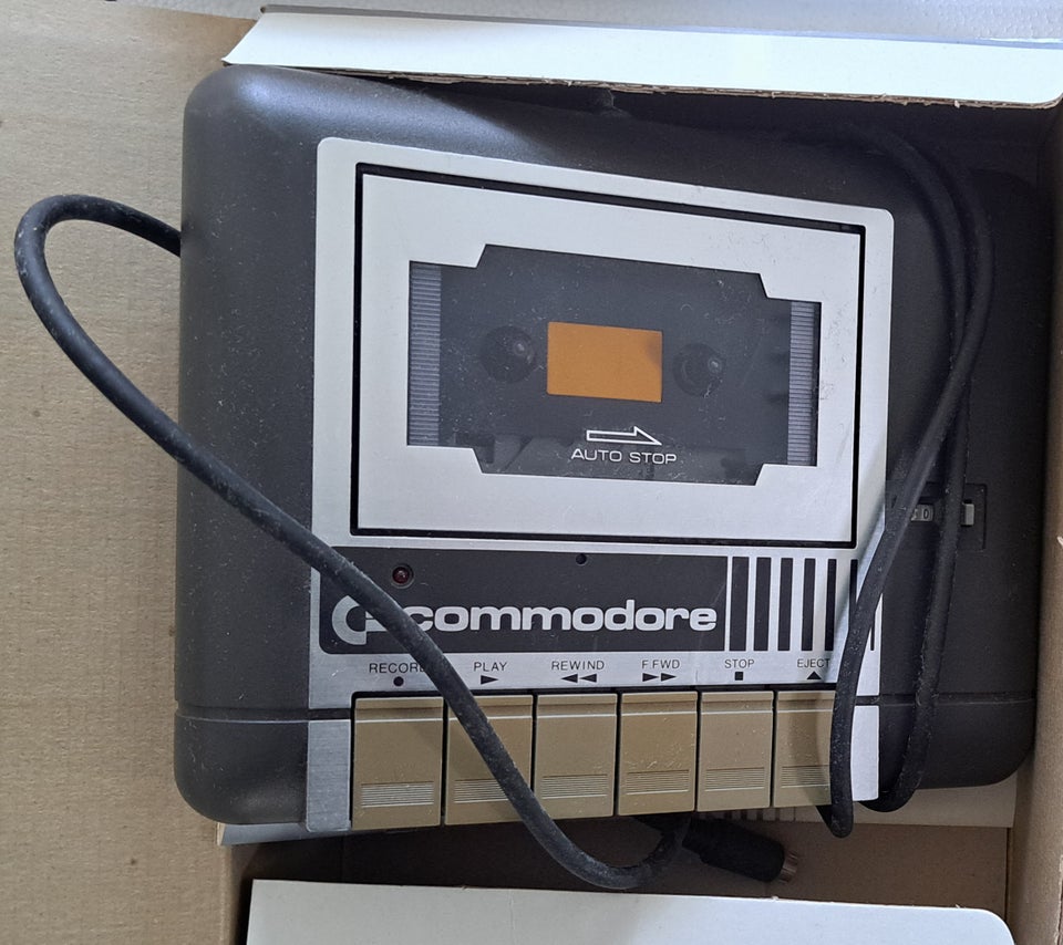 Commodore C16 og C64,