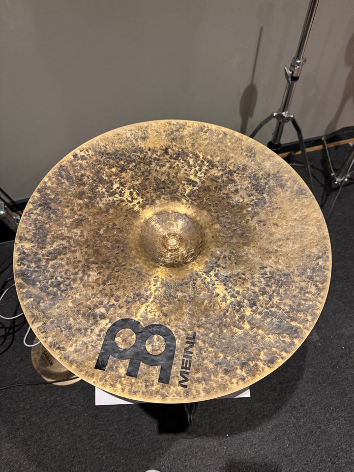 Bækken, Meinl Byzance 18” Dark