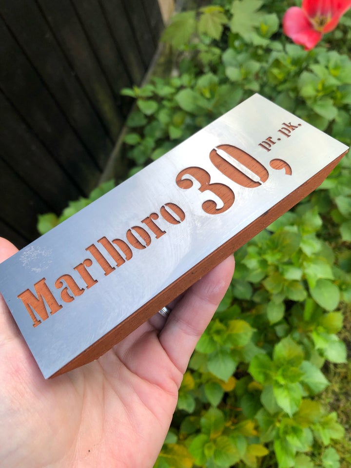 Fedt vintage Marlboro skilt