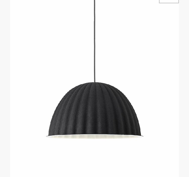 Muuto Under the Bell  loftslampe