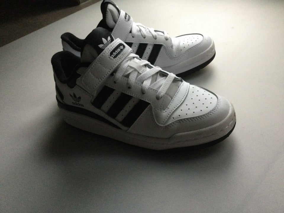 Sneakers, str. 38, Adidas