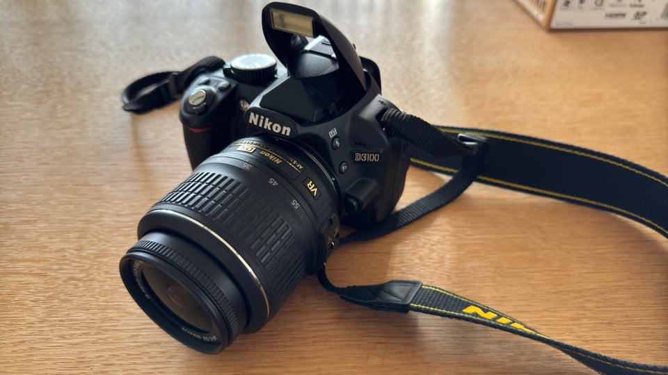 Nikon D3100, spejlrefleks, 14,2