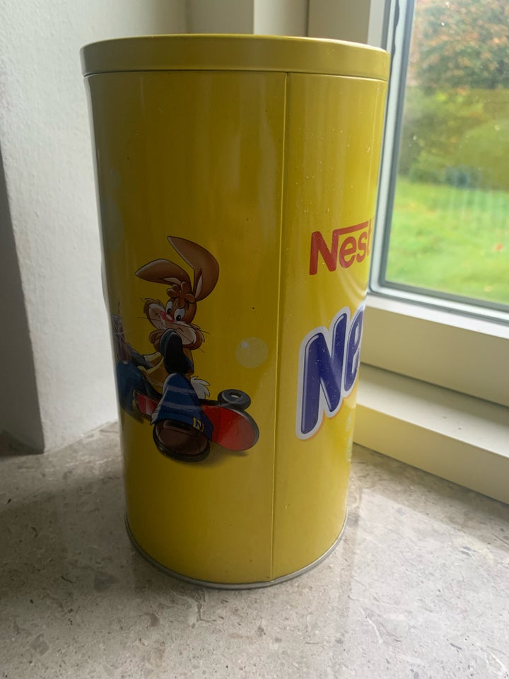 Dåser, Flot gul Nesquik dåse med ske