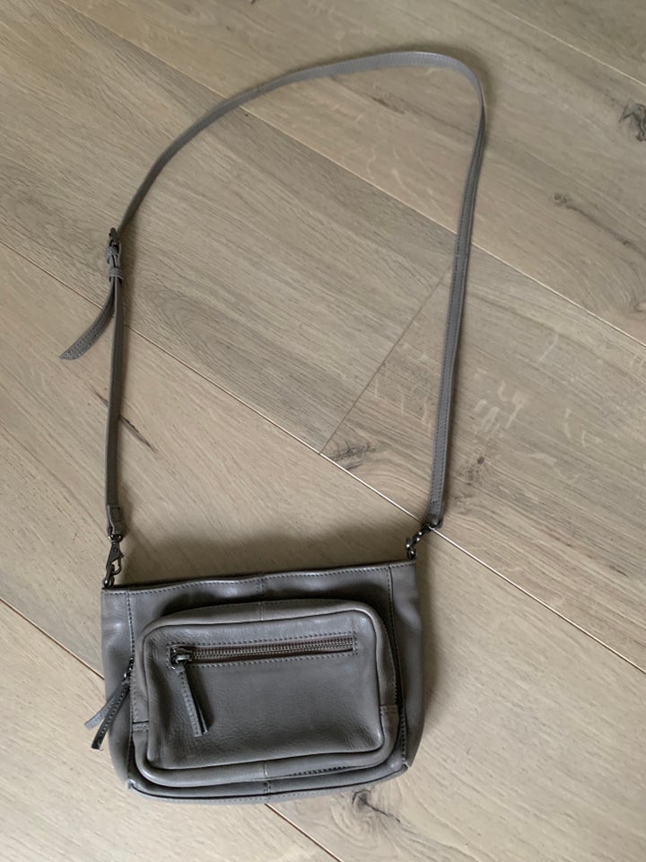 Crossbody, Markberg