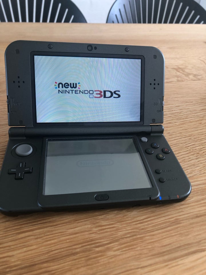 Nintendo 3DS NEW Nintendo 3DS XL