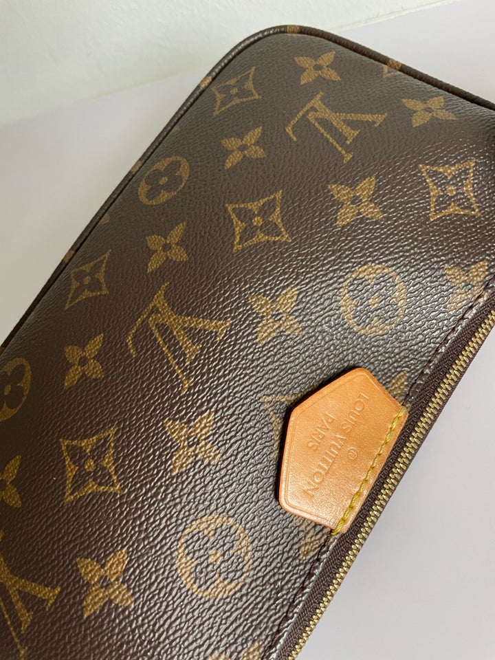 Anden taske, Louis Vuitton