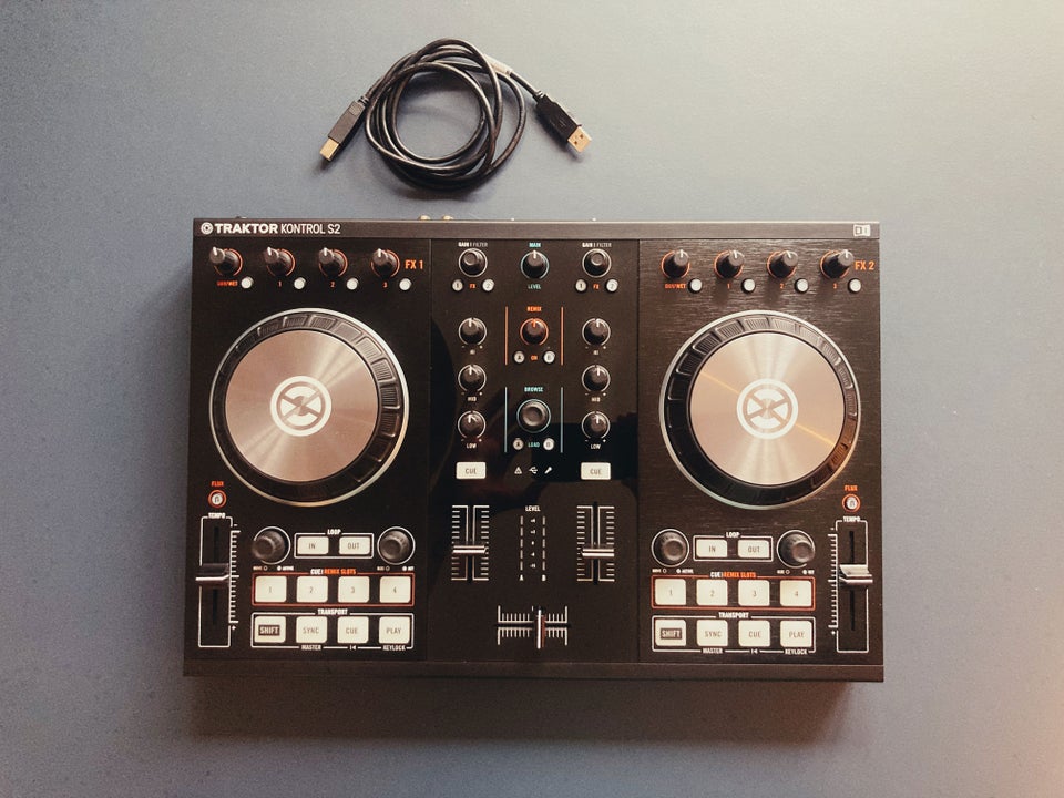 DJ controller, Native Instruments