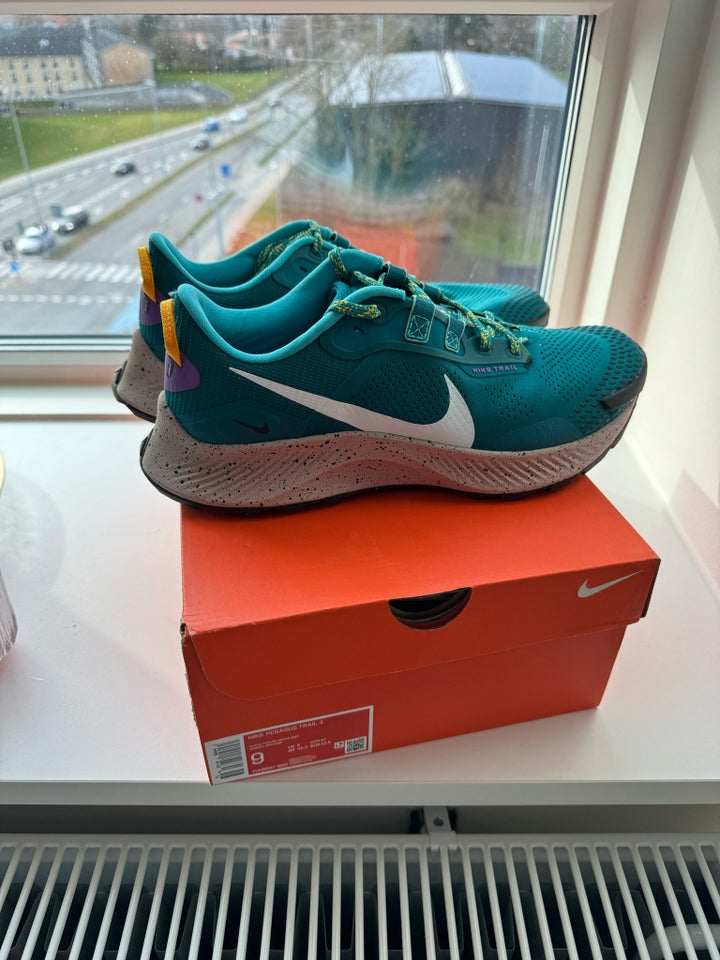 Sportssko, Nike pegasus trail 3. ,