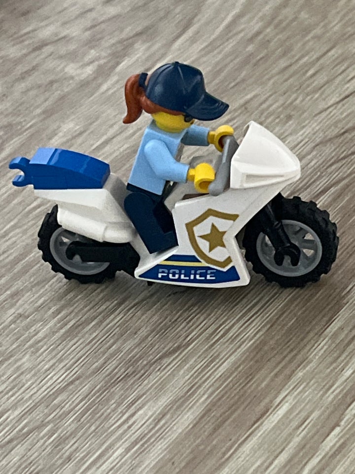 Lego City POLITI MOTORCYKEL MED