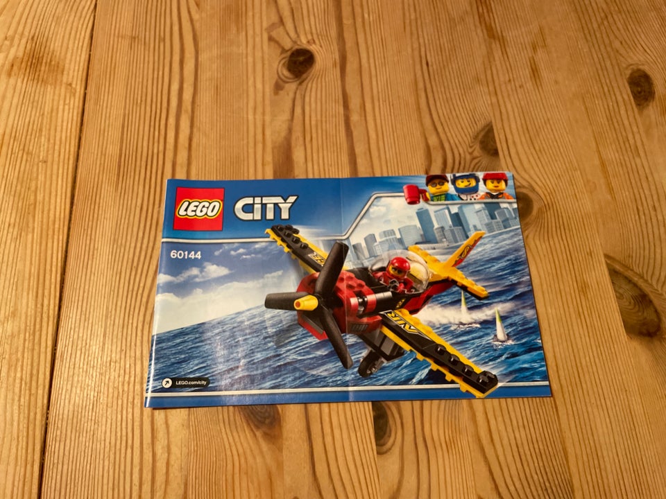 Lego City 60144