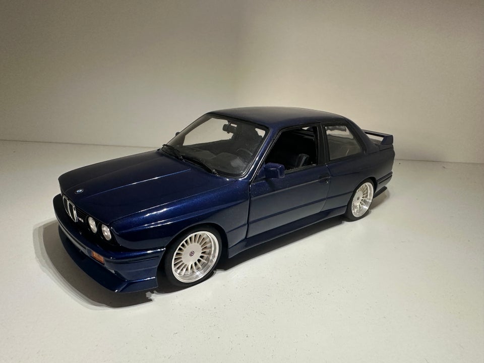 Modelbil, Minichamps BMW M3 e30,