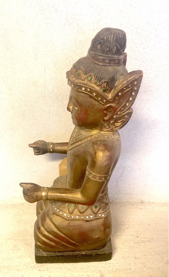 Buddha statue  Træ