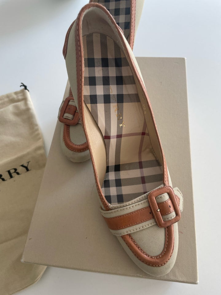 Stiletter, str. 36,5, Burberry