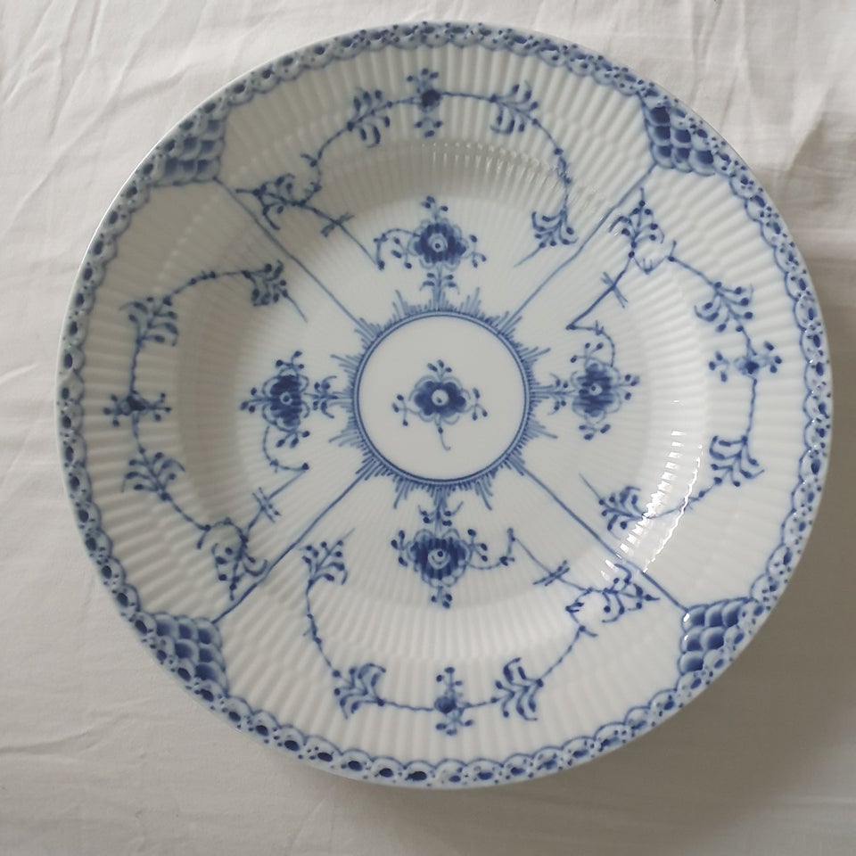 Porcelæn, Tallerken , Royal