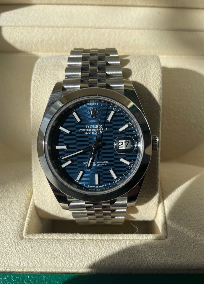 Datejust 41 blue motif 126300