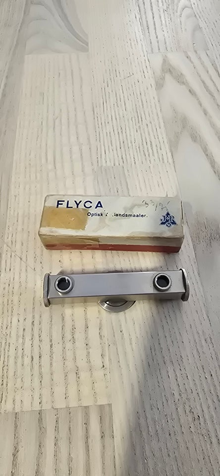 Rangefinder, Flyca