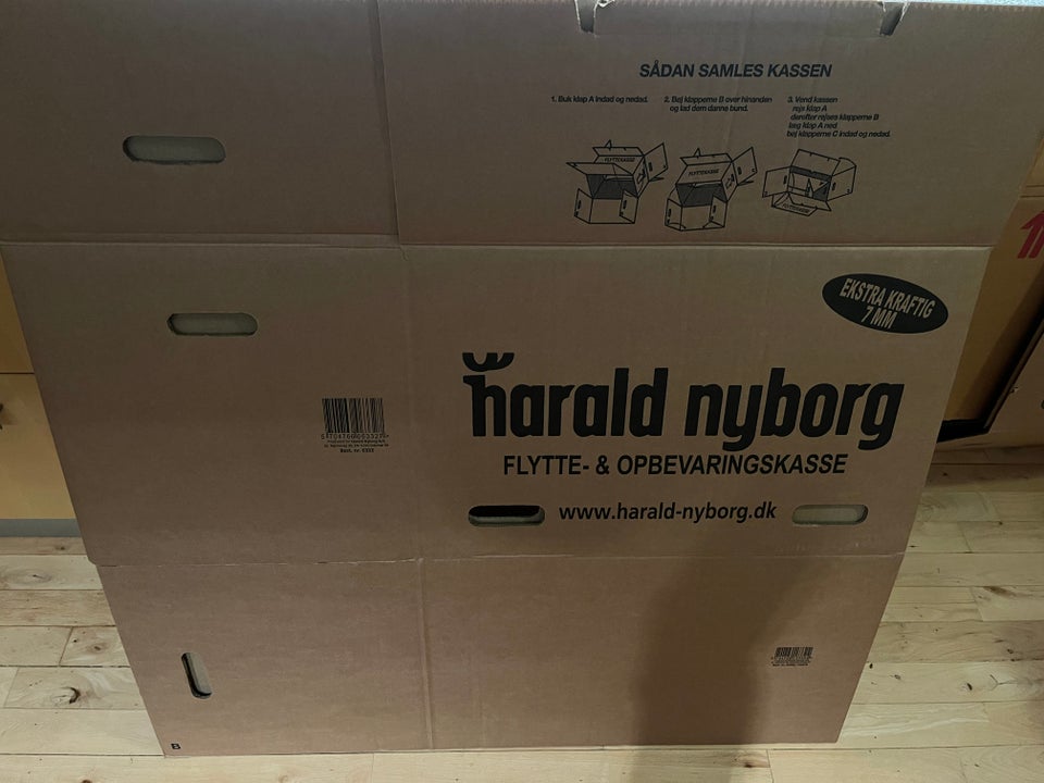 Flyttekasser, Harald Nyborg