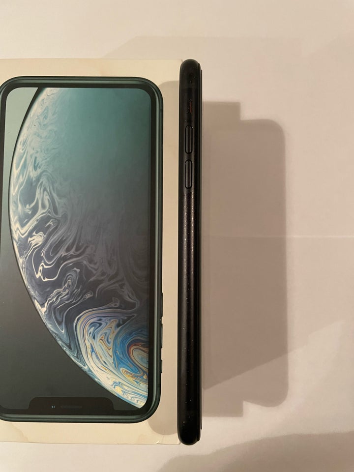 iPhone XR, 128 GB, sort