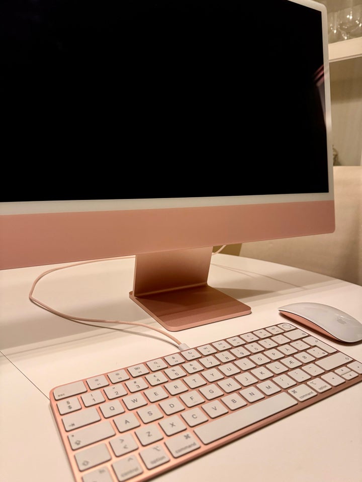 Andet mærke iMac (2021) med Apple