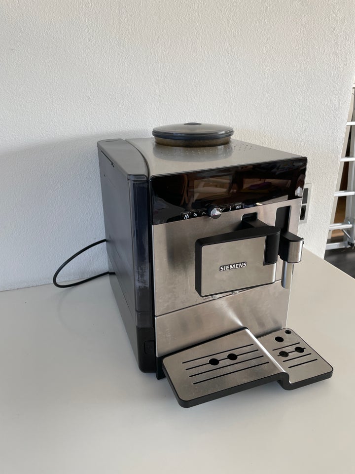 Siemens EQ.8 Series 300 Kaffe-