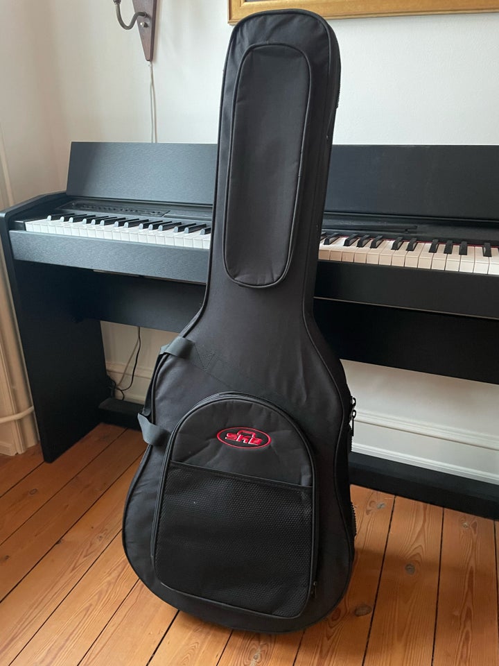 Guitar softcase , SKB SC18