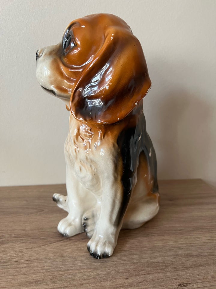 Smuk gammel patineret hunde figur