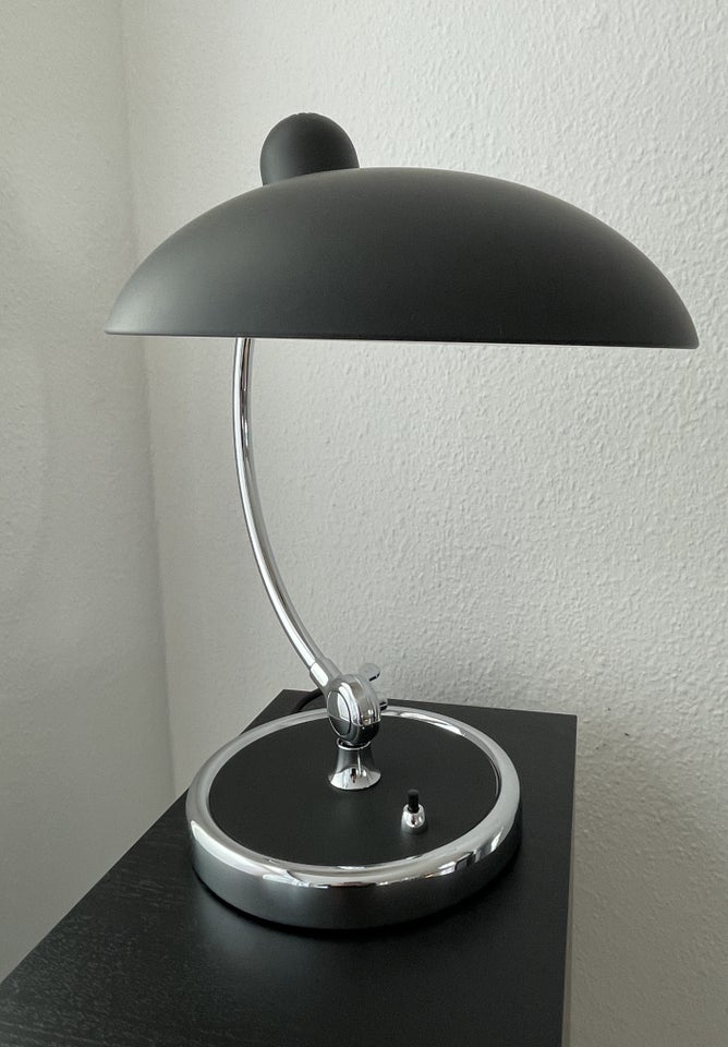 Anden bordlampe, Kaiser Idell