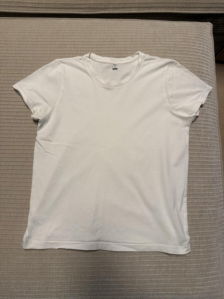 T-shirt, Uniqlo, str. 36