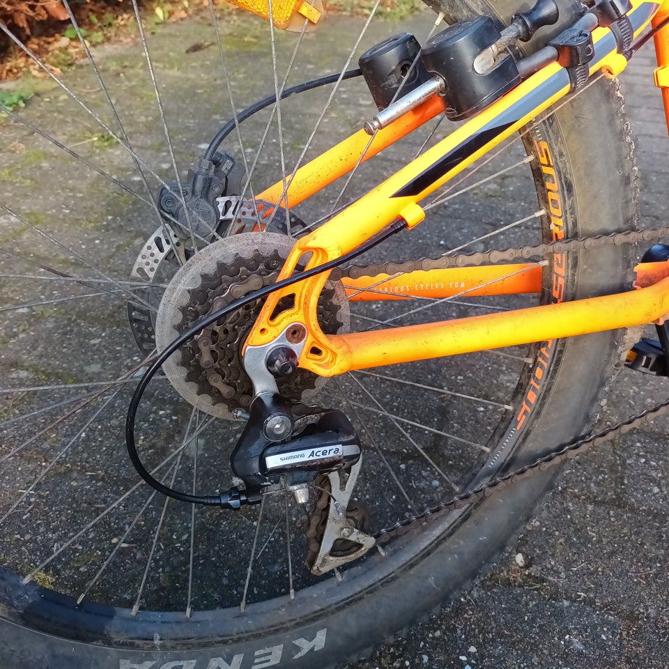 andet mærke Trailkid, hardtail, 7