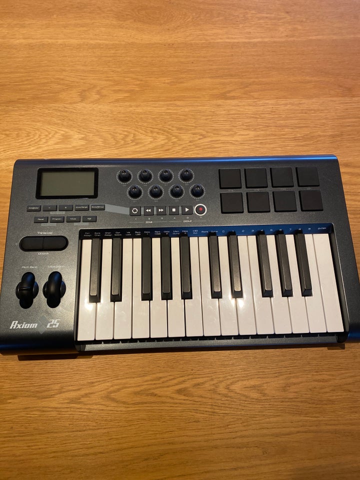 M-audio keyboard, M-audio Axiom 25