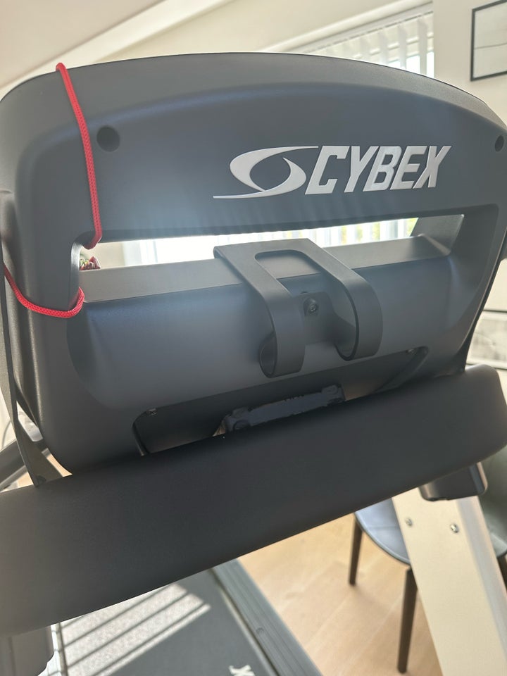 Løbebånd, Løbebånd - Cybex 525t ,