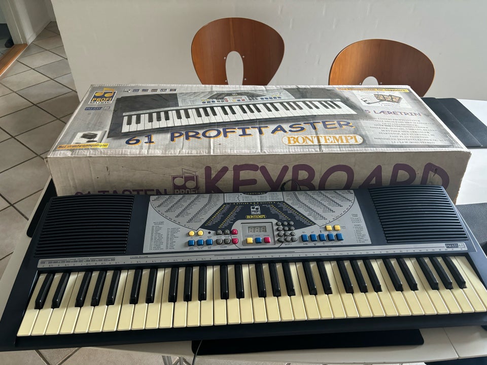 Keyboard, Bontempi PM651