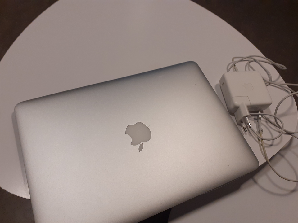 MacBook Air, Macbook Air 2017, 1,8