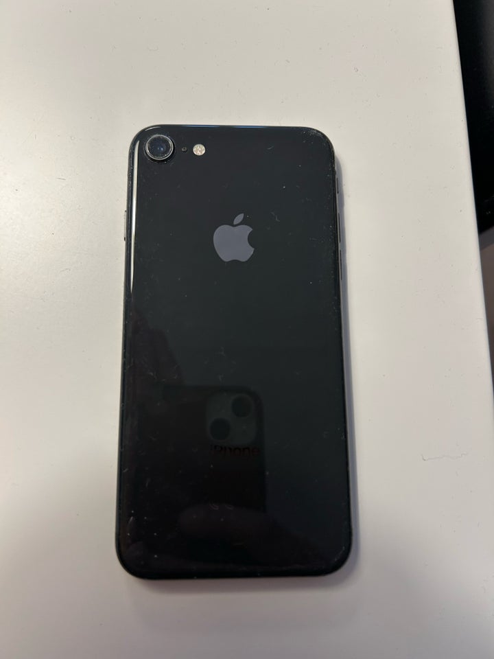 iPhone 8, 64 GB, sort